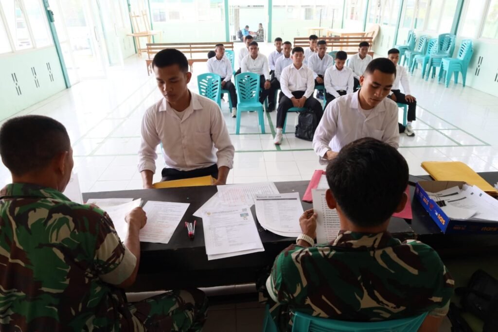 Kodim 1505/Tidore Terima Pendaftaran Calon Prajurit TNI AD Gelombang I Tanpa Pungutan — foto 1