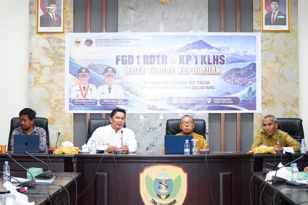 Pemkot Tidore Gelar FGD Penyusunan RDTR Oba Tengah dan Bandara Sultan Nuku — foto 1