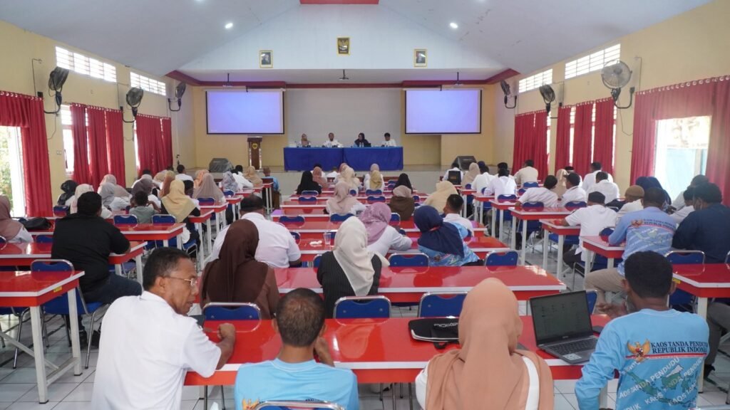 Rudi Ipaenin Minta Target Agen Perlinsos Segera Terpenuhi demi Digitalisasi Bantuan Sosial Pemkot Tidore — foto 1