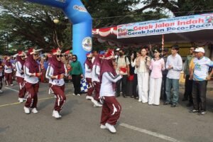 Lomba gerak jalan indah dan Poco-Poco dalam rangka HUT ke-27 Provinsi Maluku Utara di kawasan Ibu Kota Sofifi, Sabtu (10/10/2026).