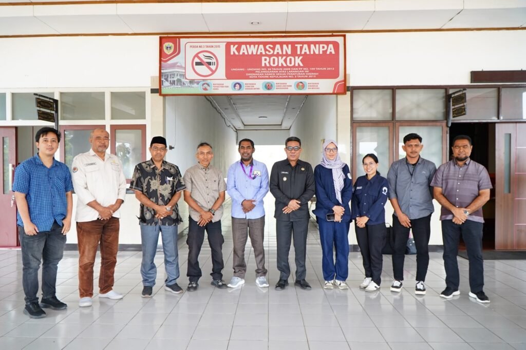 Wawali Ahmad Laiman dan Komisi Informasi Malut Bahas Keterbukaan Informasi Publik — foto 1